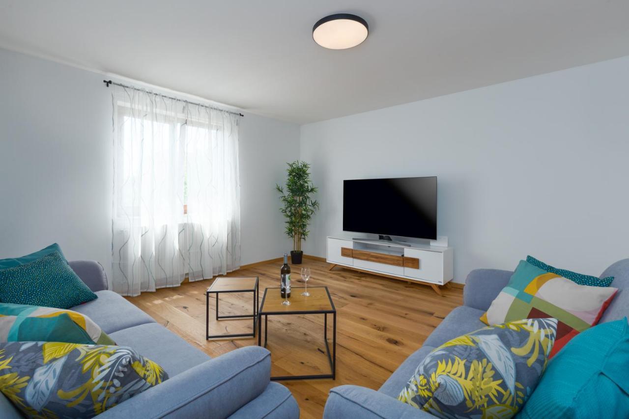 Es Residence 로비니 외부 사진