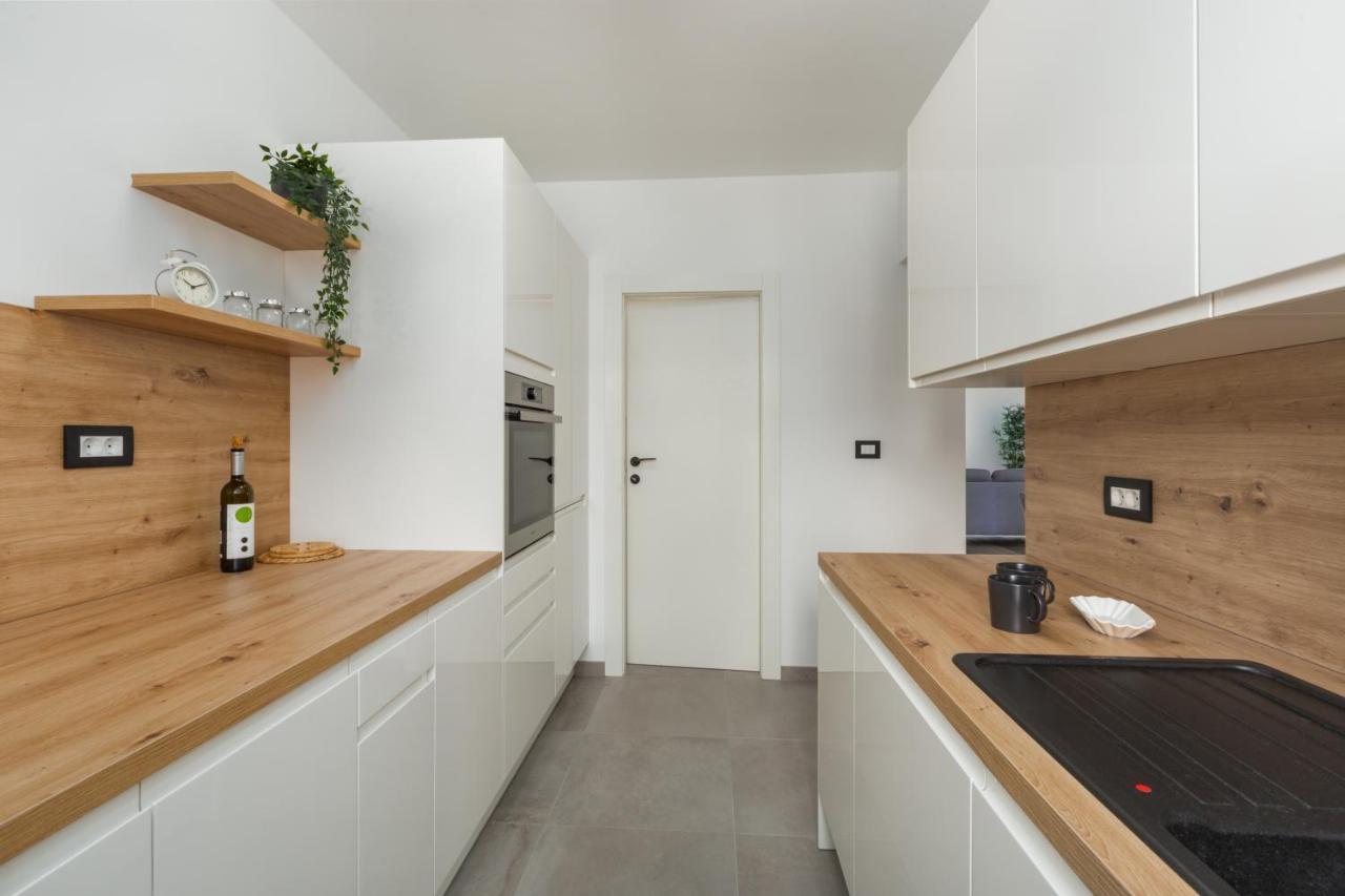 Es Residence 로비니 외부 사진